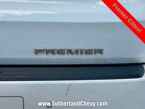 Used 2023 Chevrolet Tahoe Premier AWD/4WD image 12