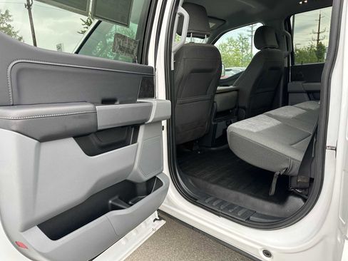 Used 2022 Ford F150 XLT w/ Equipment Group 301A Mid image 15