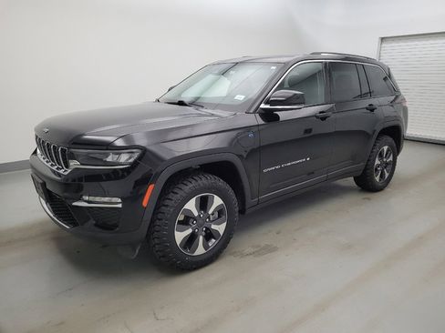 Used 2022 Jeep Grand Cherokee Limited 4xe AWD/4WD image 2
