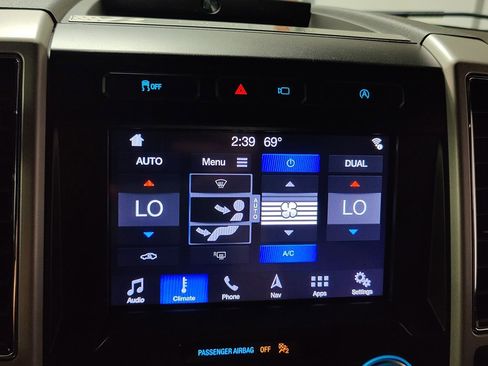 Used 2019 Ford F150 Lariat w/ Equipment Group 502A Luxury image 34