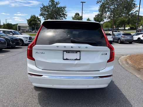 Used 2023 Volvo XC90 B5 Plus w/ Protection Package Premier AWD/4WD image 10