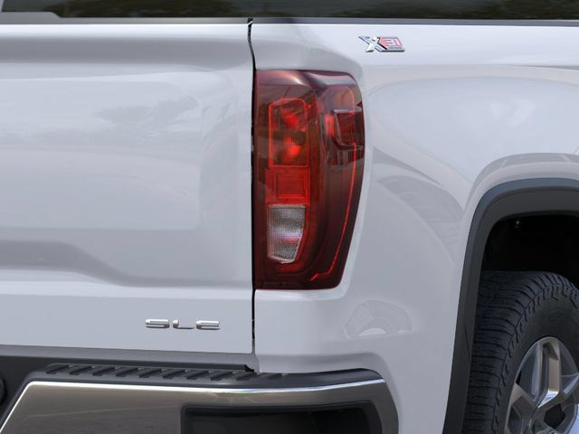 New 2026 GMC Sierra 1500 SLE w/ X31 Off-Road Package AWD/4WD image 13