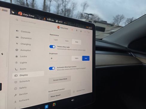 Used 2022 Tesla Model Y Performance AWD/4WD image 21