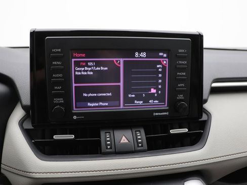 Used 2020 Toyota RAV4 XLE Premium AWD/4WD image 20