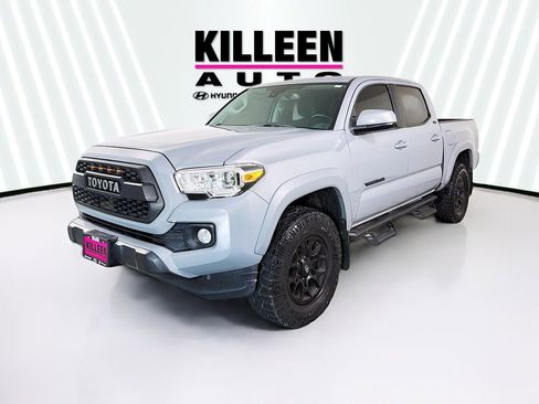 Used 2021 Toyota Tacoma 2WD Double Cab image 3