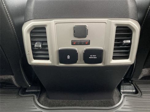 Used 2018 Ford F150 Lariat w/ Equipment Group 502A Luxury image 29