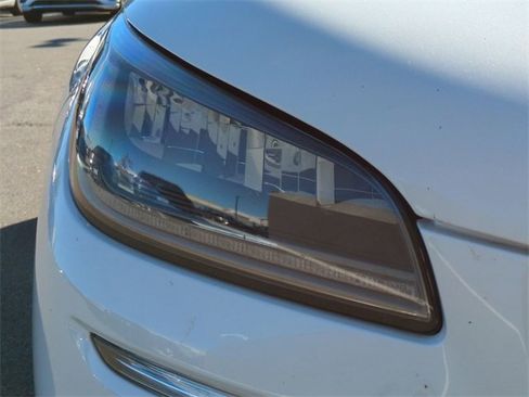 Used 2020 Lincoln Corsair Standard w/ Equipment Group 101A image 9