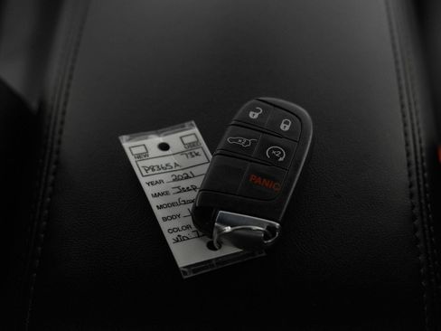 Used 2021 Jeep Grand Cherokee Limited image 38