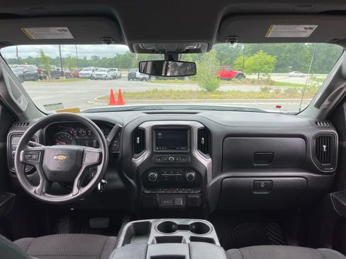 Used 2021 Chevrolet Silverado 1500 Custom RWD image 12