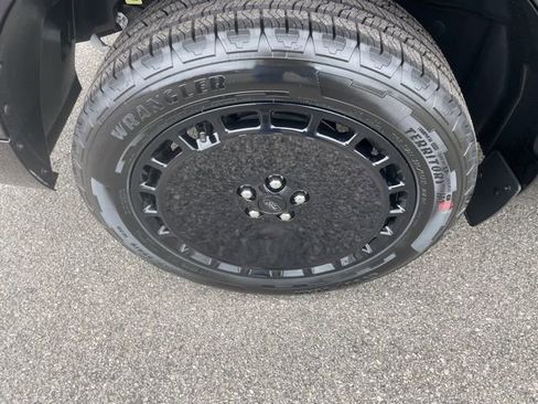 New 2026 Ford Maverick Lobo image 16