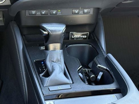 Used 2023 Lexus ES 350 Premium image 19