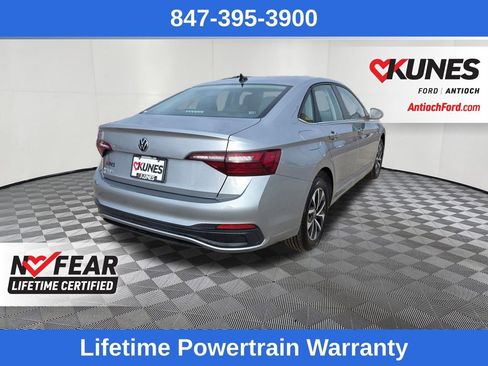 Used 2024 Volkswagen Jetta S image 7