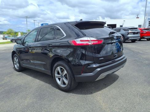 Used 2022 Ford Edge SEL w/ Convenience Package image 3
