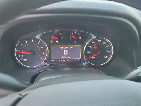 Used 2023 GMC Acadia SLT w/ Elevation Edition FWD image 22