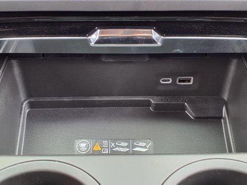 New 2026 GMC Yukon Denali Ultimate AWD/4WD image 9