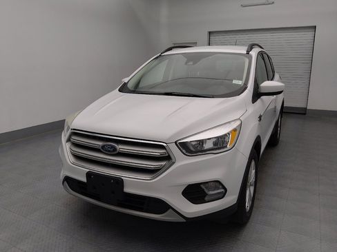 Used 2018 Ford Escape SE w/ Ford Safe & Smart Package FWD image 15