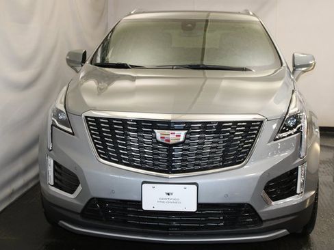 Certified 2025 Cadillac XT5 Premium Luxury image 3