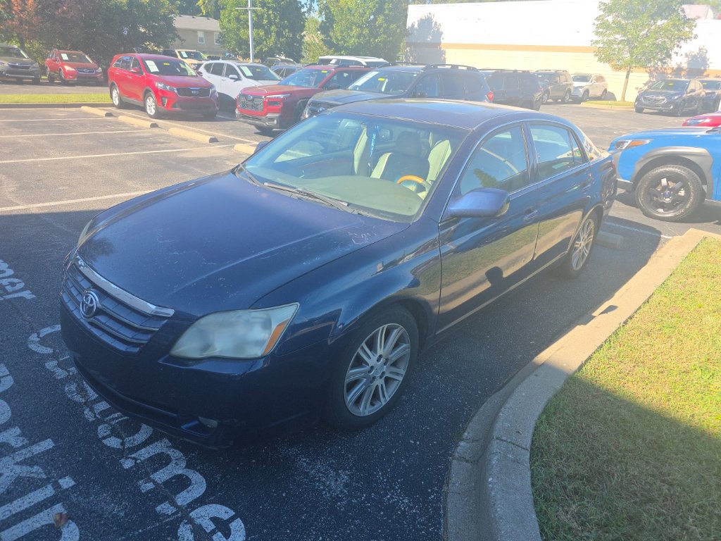 Used 2006 Toyota Avalon FWD image 1