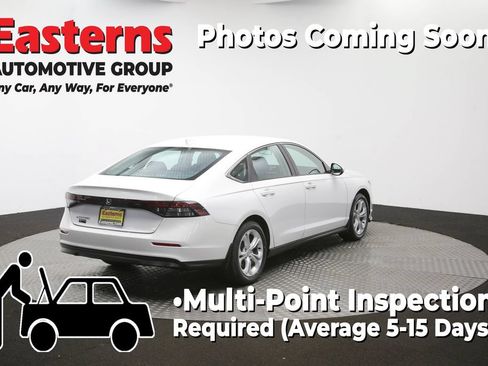 Used 2023 Honda Accord LX image 40