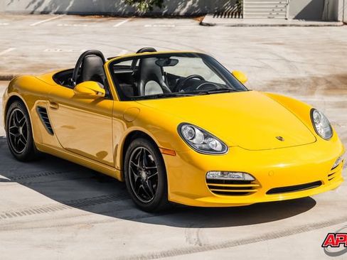 Used 2011 Porsche Boxster RWD image 5