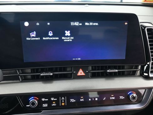 Used 2024 Kia Sportage SX image 26