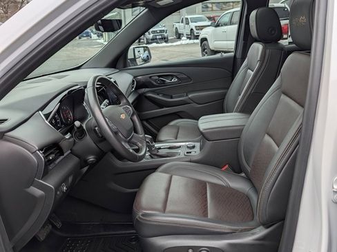 Used 2022 Chevrolet Traverse High Country image 14
