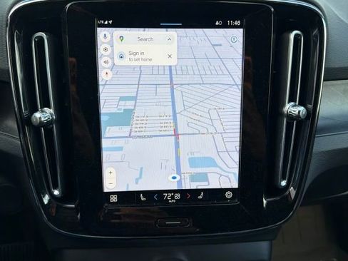 Used 2023 Volvo XC40 Recharge Plus w/ Protection Package Premier image 22