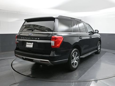 Used 2023 Ford Expedition XLT RWD image 8