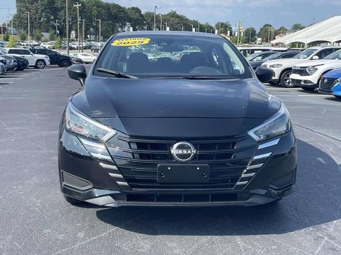 Used 2025 Nissan Versa S FWD image 2