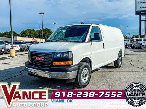 New 2025 GMC Savana 2500 w/ Driver Convenience Package image 4