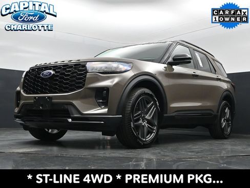 Used 2026 Ford Explorer ST-Line w/ ST-Line Street Pack AWD/4WD image 24