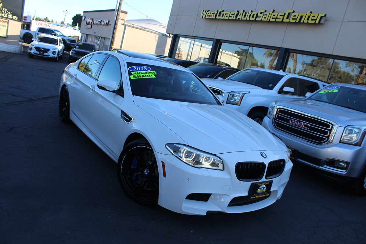 Used 2015 BMW M5 RWD image 44