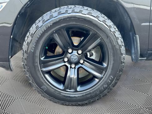 Used 2017 RAM 1500 Sport w/ Black Ram 1500 Sport Group RWD image 31