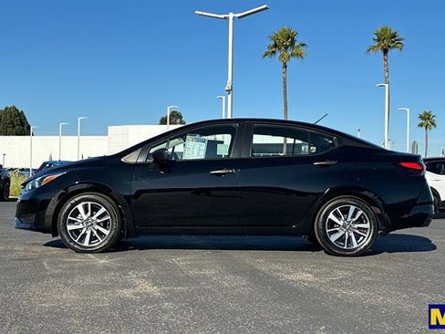 Used 2024 Nissan Versa S w/ S Plus Package image 7