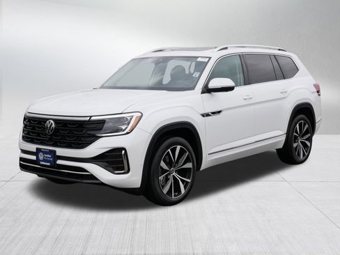 Certified 2025 Volkswagen Atlas SEL Premium R-Line AWD/4WD image 3