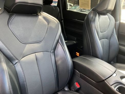 Certified 2023 INFINITI QX60 Sensory w/ Vision Package image 42