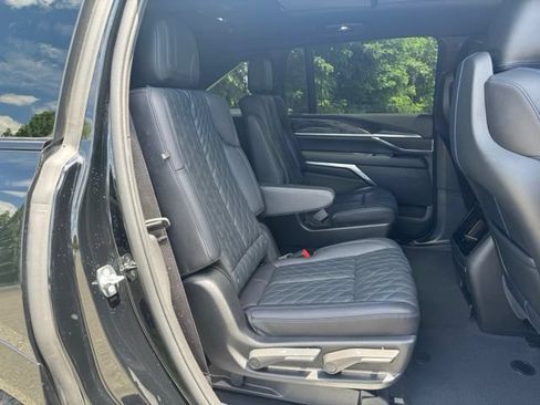 Used 2025 Cadillac Escalade IQ Sport 1 w/ Smart Trailering package AWD/4WD image 33