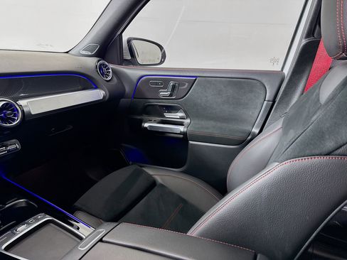 Certified 2025 Mercedes-Benz GLB 35 AMG 4MATIC image 24