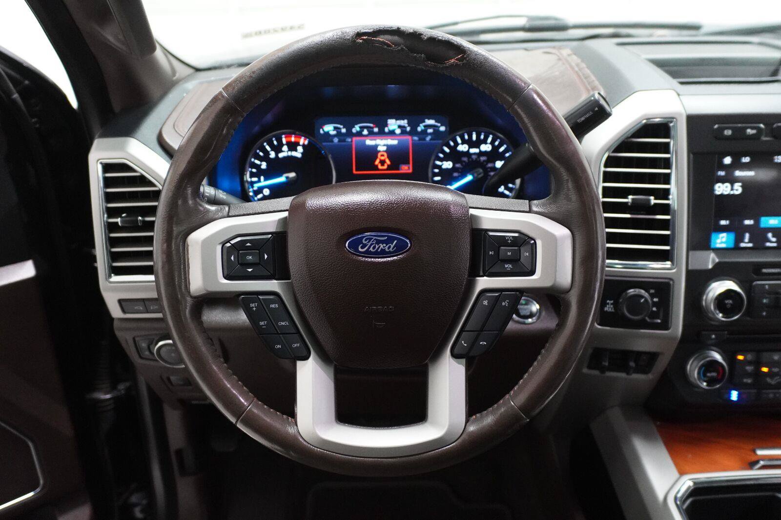 Used 2017 Ford F250 King Ranch w/ King Ranch Ultimate Package AWD/4WD image 17