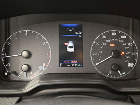 Used 2024 Toyota Corolla SE w/ SE Convenience Package FWD image 12