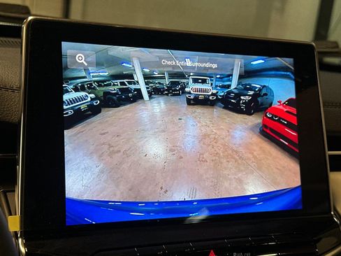 New 2026 Jeep Compass Limited image 18