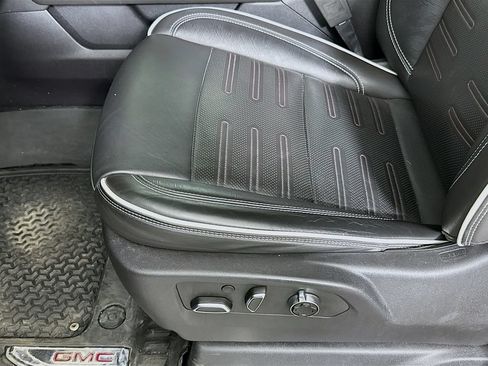 Used 2023 GMC Sierra 1500 AT4X AWD/4WD image 20