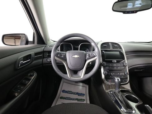 Used 2015 Chevrolet Malibu LT FWD image 28