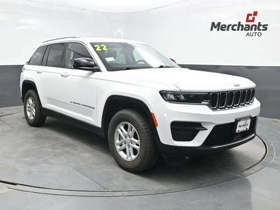 Used 2022 Jeep Grand Cherokee Laredo w/ Luxury Tech Group I