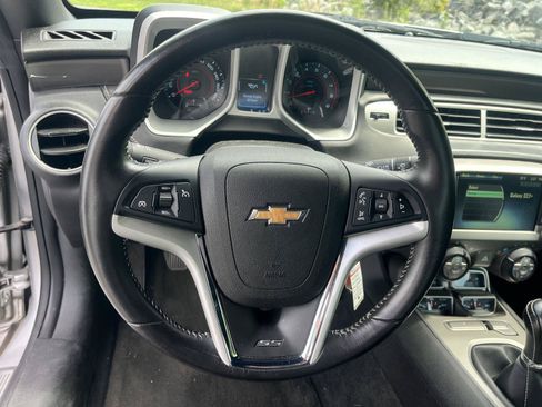Used 2015 Chevrolet Camaro SS w/ RS Package RWD image 15