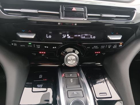 Used 2024 Acura MDX w/ Technology Package AWD/4WD image 30
