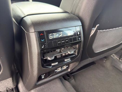 Used 2021 Jeep Grand Cherokee L Limited AWD/4WD image 25