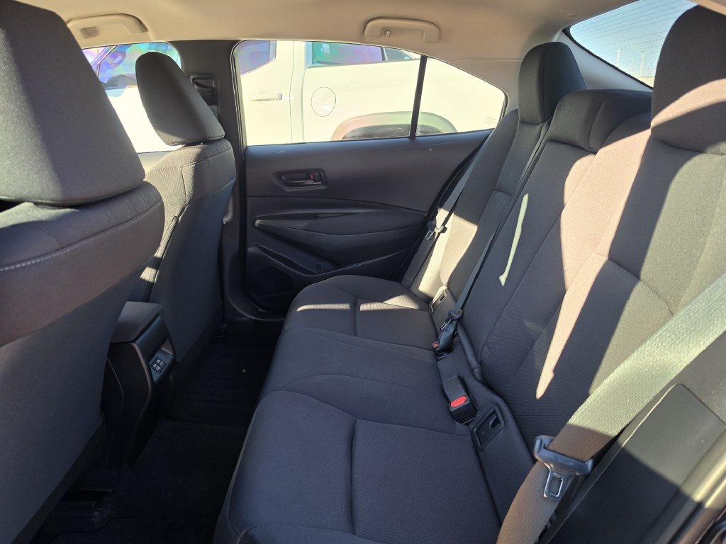 Used 2026 Toyota Corolla LE FWD image 28