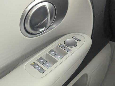 Certified 2026 Hyundai Ioniq 9 SE AWD/4WD image 16