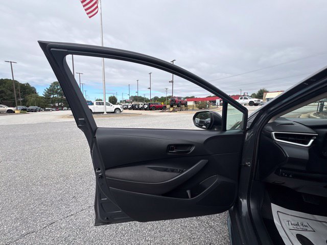 Used 2024 Toyota Corolla LE FWD image 10